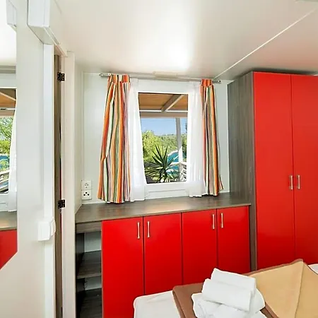 Kamp Vira Mobile Homes 4* 흐바르