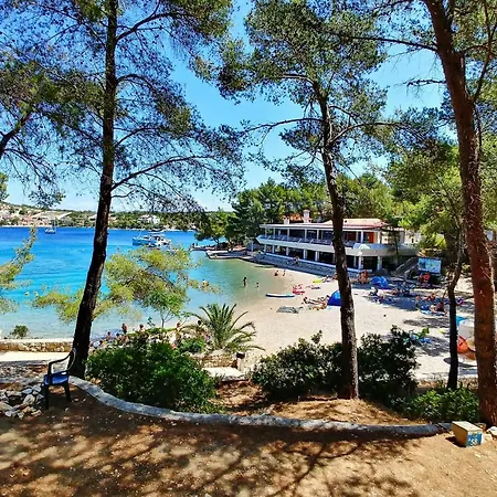 Prázdninový areál Kamp Vira Mobile Homes Hvar Town