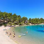 Kamp Vira Mobile Homes Vakantiepark