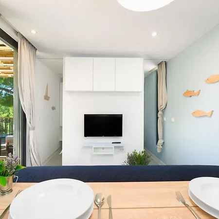 Kamp Vira Mobile Homes